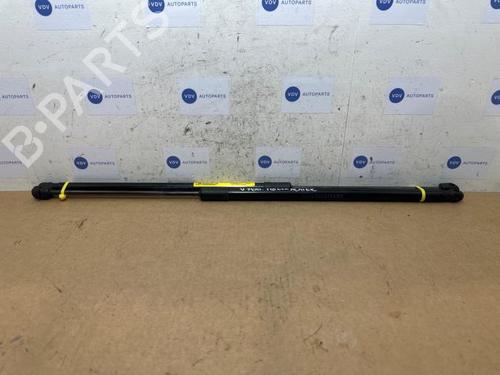 tailgate-lift-support-mercedes-benz-cla-shooting-brake-x118-2019-38835185 main image