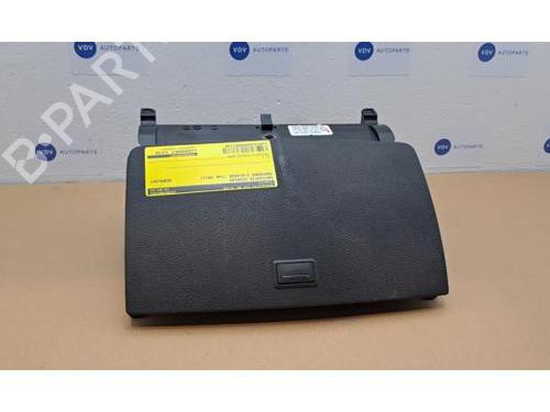display-monitor-mercedes-benz-c-class-t-model-s204-2007-2008-2009-2010-2011-2012-2013-2014-38840882 main image