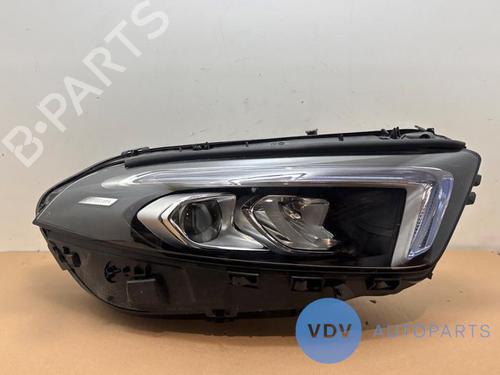 Used Left headlight MERCEDES-BENZ A-CLASS Saloon (V177) A 250 e (177.186) (218 hp) 29229367