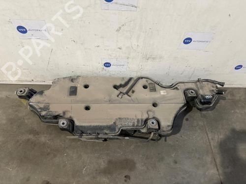 adblue-tank-mercedes-benz-glb-x247-2019-38831030 main image