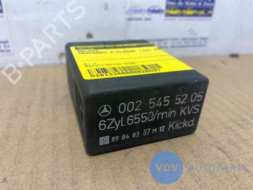 Used Electronic sensor MERCEDES-BENZ 124 Saloon (W124) 230 E (124.023) (132 hp) 25947261