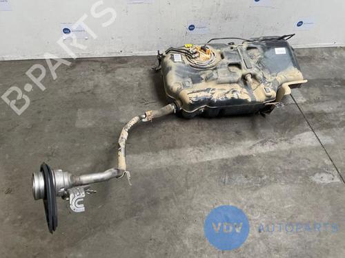 Used Fuel tank MERCEDES-BENZ A-CLASS (W177) A 180 d (177.003) (116 hp) 25972357