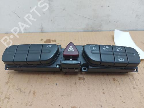warning-switch-mercedes-benz-c-class-w203-2000-2001-2002-2003-2004-2005-2006-2007-38818554 main image