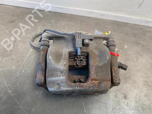 Right front brake caliper MERCEDES-BENZ A-CLASS (W176) A 200 CDI / d (176.008) | BP38849247M104 - Image 3