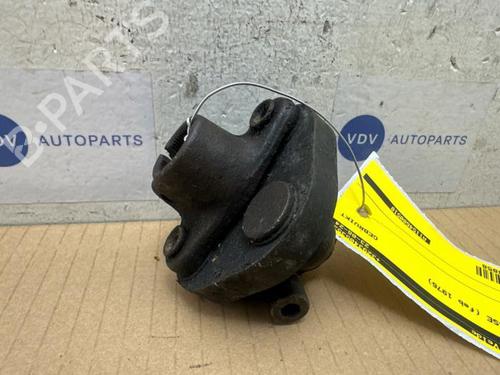 Used Steering column universal joint Steering column universal joint 39152191 39152191