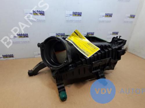 Used Air filter box MERCEDES-BENZ V-CLASS (W447) V 220 CDI / d 4-matic (447.811, 447.813) (163 hp) 25955818