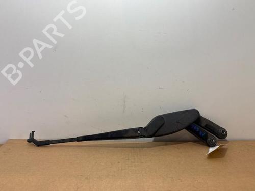 Used Front windshield wiper arm Front windshield wiper arm 38828216 38828216