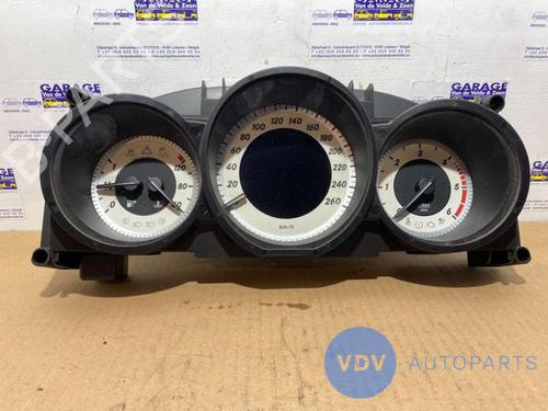Used Display monitor MERCEDES-BENZ CLS (C218) CLS 350 CDI / d (218.323) (265 hp) 25946124