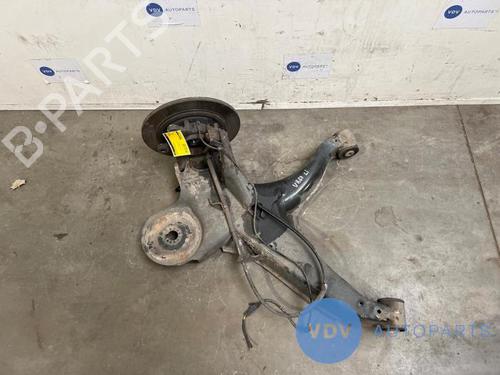 Used Left rear steering knuckle MERCEDES-BENZ VITO Van (W447) 114 CDI (447.601, 447.603, 447.605) (136 hp) 25973456