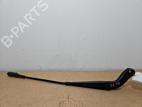 front-windshield-wiper-arm-mercedes-benz-a-class-w169-2004-2005-2006-2007-2008-2009-2010-2011-2012-38827481 main image