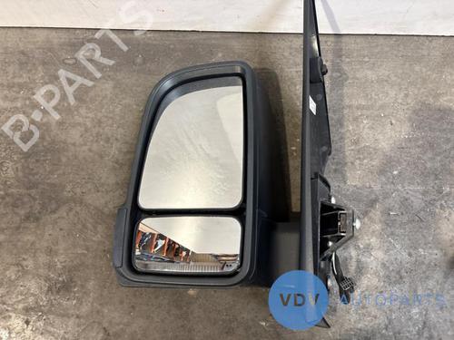 Used Left mirror MERCEDES-BENZ SPRINTER 3,5-t Van (B907, B910) 315 CDI RWD (907.631, 907.633, 907.635, 907.637) (150 hp) 29349358