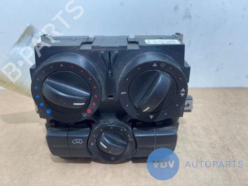 Used Climate control MERCEDES-BENZ VITO / MIXTO Van (W639) 110 CDI (639.601, 639.603, 639.605) (95 hp) 26898817
