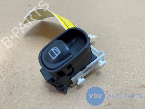 Used Switch MERCEDES-BENZ C-CLASS (W203) C 200 Kompressor (203.042) (163 hp) 25961253