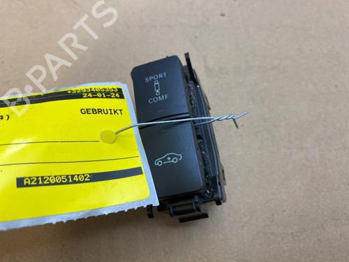 switch-mercedes-benz-e-class-w212-2009-2010-2011-2012-2013-2014-2015-2016-38842830 main image
