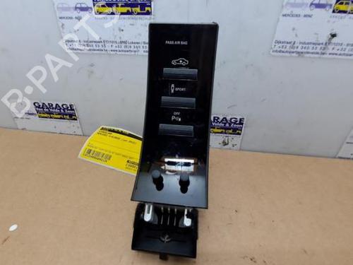 switch-mercedes-benz-s-class-w221-v221-2005-2006-2007-2008-2009-2010-2011-2012-2013-38844833 main image