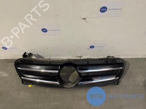Grill MERCEDES-BENZ GLA-CLASS (X156) GLA 220 CDI (156.903) (170 hp) 25964387