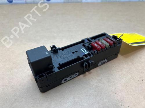 Used Fuse box Fuse box 38831662 38831662