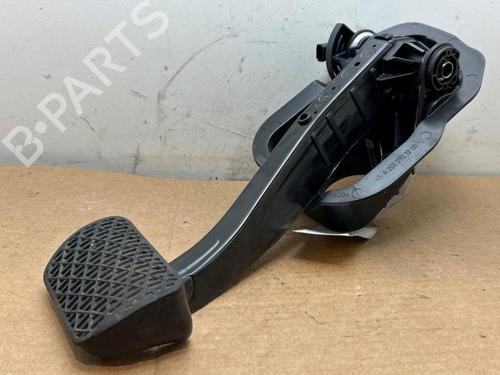Used Break pedal Break pedal 38818952 38818952