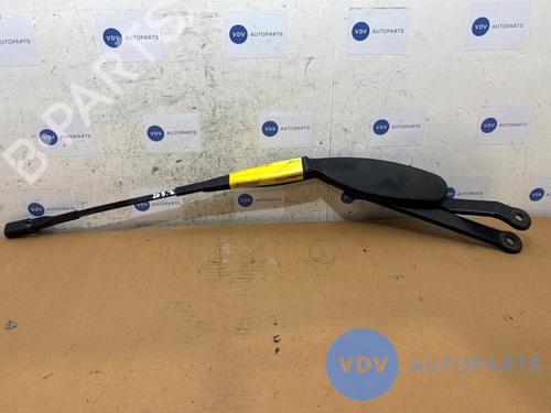 Used Front windshield wiper arm MERCEDES-BENZ C-CLASS T-Model (S205) C 350 e (205.247) (279 hp) 25970578