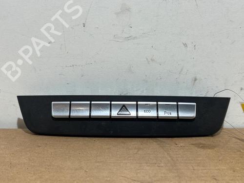 Used Warning switch Warning switch RELIANT SCIMITAR Roadster 1300 (69 hp) 40483188 40483188