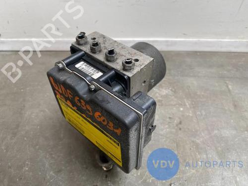 Used ABS pump MERCEDES-BENZ VITO / MIXTO Van (W639) 116 CDI 4x4 (639.601, 639.603, 639.605) (163 hp) 25950624