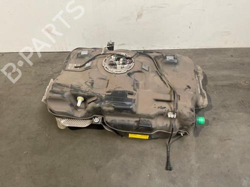 Benzintank Benzintank 38826966 38826966