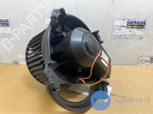Used Heater blower motor MERCEDES-BENZ GLA-CLASS (X156) GLA 200 CDI / d (156.908) (136 hp) 25958380