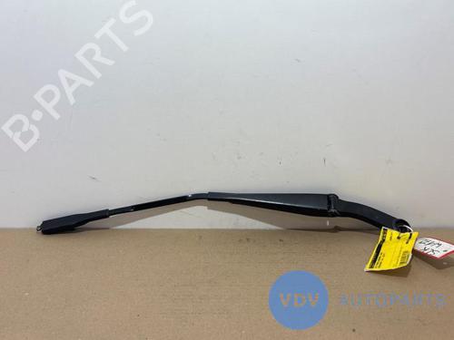 Used Front windshield wiper arm MERCEDES-BENZ SLK (R171) 200 Kompressor (171.445) (184 hp) 26924251