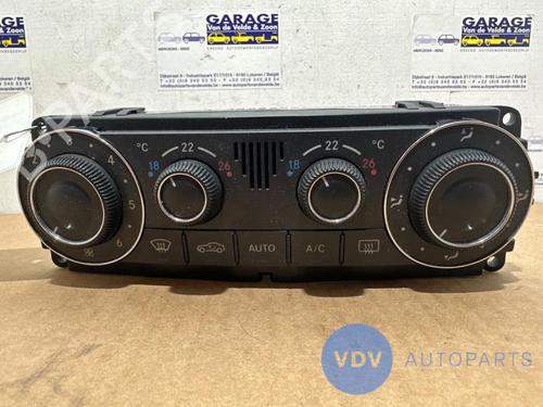 Used Climate control MERCEDES-BENZ C-CLASS (W203) C 200 CDI (203.007) (122 hp) 25948623
