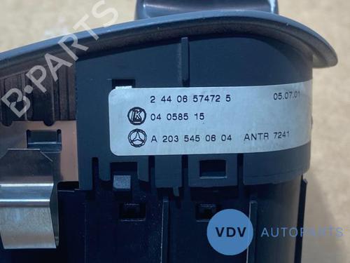 Headlight switch MERCEDES-BENZ C-CLASS (W203) C 230 (203.052) | BP25945792I24 