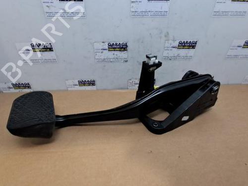 break-pedal-mercedes-benz-cla-coupe-c117-2013-2014-2015-2016-2017-2018-2019-38843060 main image