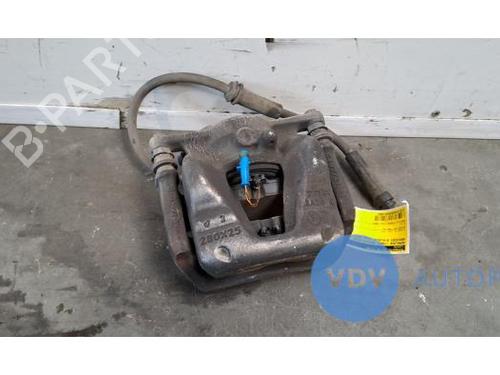 Used Right front brake caliper MERCEDES-BENZ B-CLASS Sports Tourer (W246, W242) B 180 CDI (246.200) (109 hp) 25960832