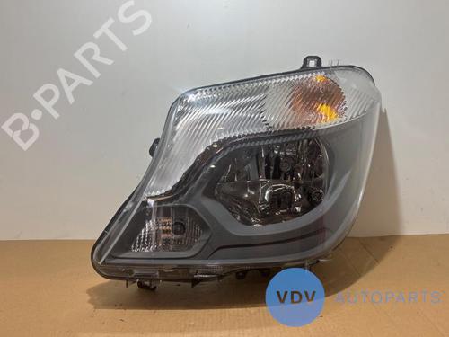 Used Left headlight MERCEDES-BENZ SPRINTER 3,5-t Van (B906) 313 CDI (906.631, 906.633, 906.635, 906.637) (129 hp) 28127404