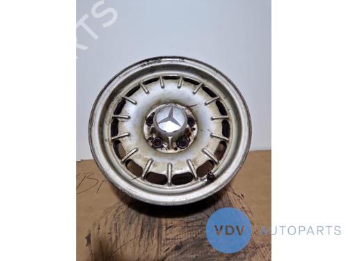 Used Rim MERCEDES-BENZ SL (R107) 280 SL (107.042) (177 hp) 25972743