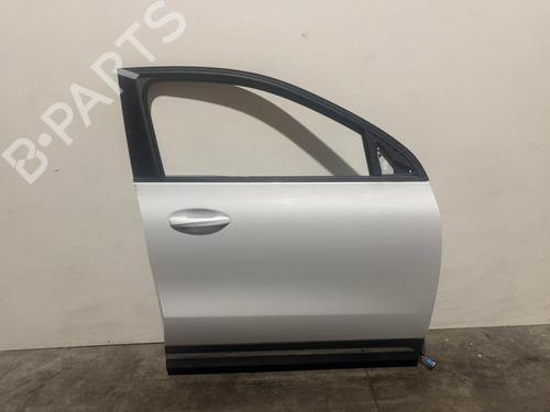 right-front-door-mercedes-benz-gla-h247-2020-38826275 main image