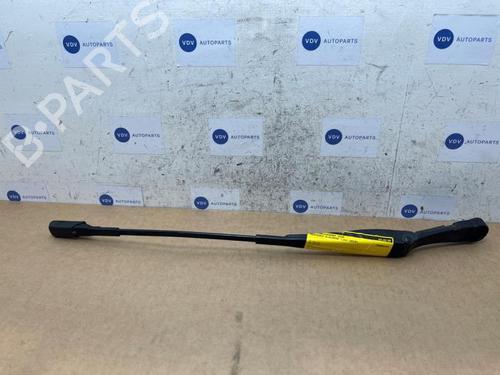 front-windshield-wiper-arm-mercedes-benz-a-class-w177-2018-38831514 main image