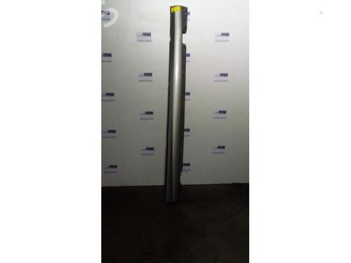 Used Right sideskirt Right sideskirt 38856566 38856566