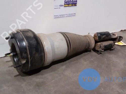 Used Right front shock absorber MERCEDES-BENZ S-CLASS (W222, V222, X222) S 400 d 4-matic (222.035, 222.135) (340 hp) 25940518