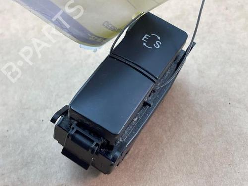 switch-mercedes-benz-e-class-w212-2009-2010-2011-2012-2013-2014-2015-2016-38826932 main image