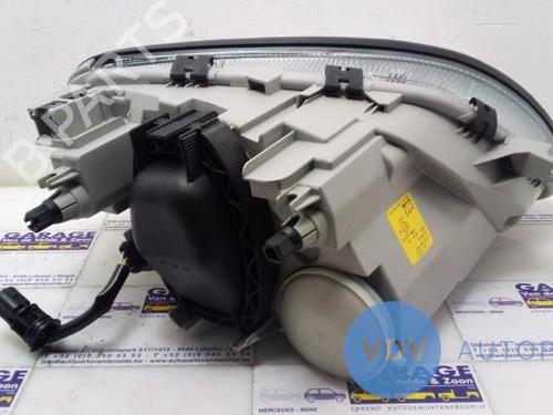 Left headlight MERCEDES-BENZ SLK (R170) 200 Kompressor (170.445) | BP25955791C28 