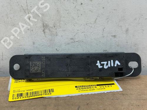 antennabase-mercedes-benz-c-class-w206-2021-38818295 main image