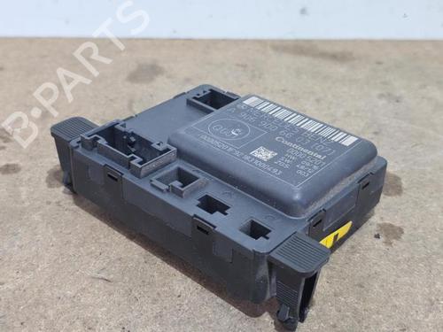 Used Electronic module Electronic module MERCEDES-BENZ SPRINTER 5-t Platform/Chassis (B906) 518 CDI (906.153, 906.155, 906.253, 906.255) (184 hp) 40161761 40161761