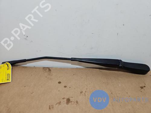 Used Front windshield wiper arm MERCEDES-BENZ A-CLASS (W177) A 160 (177.082) (109 hp) 29393539