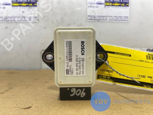 Used Electronic sensor MERCEDES-BENZ VITO / MIXTO Van (W639) 110 CDI (639.601, 639.603, 639.605) (95 hp) 25953906