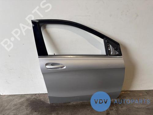 Used Right front door MERCEDES-BENZ B-CLASS Sports Tourer (W246, W242) B 180 CDI (246.200) (109 hp) 27622374
