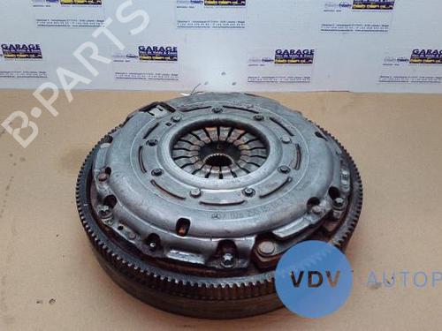 Used Flywheel MERCEDES-BENZ A-CLASS (W176) A 250 (176.044) (211 hp) 25943896