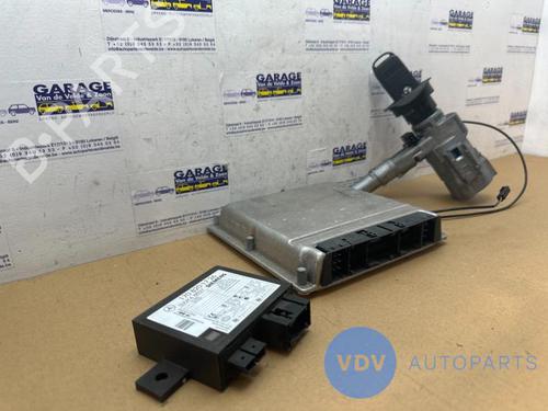 Engine control unit (ECU) MERCEDES-BENZ C-CLASS (W203) C 32 AMG Kompressor (203.065) | BP25947724M57 