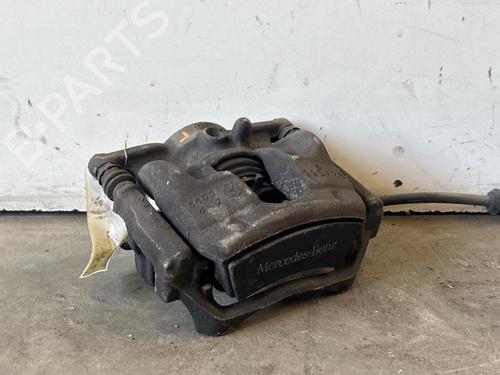 Used Left front brake caliper Left front brake caliper MERCEDES-BENZ GLA-CLASS (X156) GLA 200 CDI / d (156.908) (136 hp) 40284570 40284570