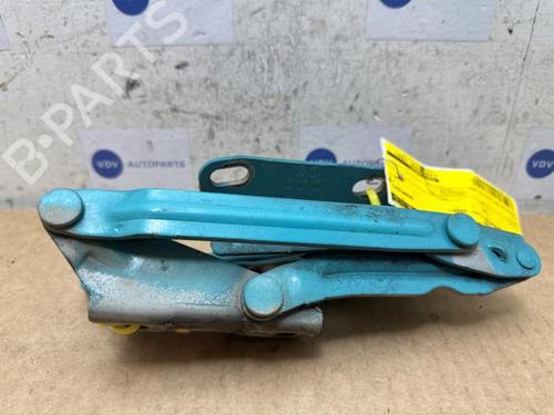 hingedoor-check-strap-mercedes-benz-sprinter-35-t-platformchassis-b906-2006-2007-2008-2009-2010-2011-2012-2013-2014-2015-2016-2017-2018-38835827 main image
