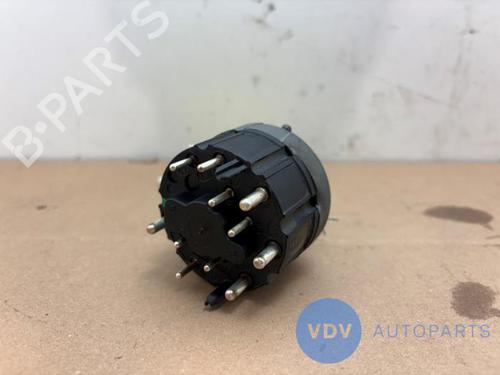 Headlight switch MERCEDES-BENZ 124 Saloon (W124) 200 (124.020) | BP29875405I24 